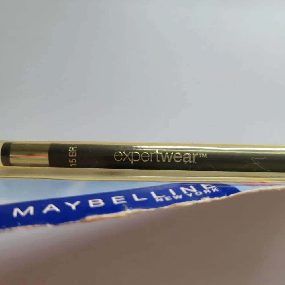 Maybelline Soft Lining Pencil Eyeliner Charcoal #256 SEALED Package Wear